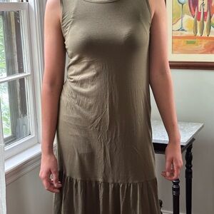 Uniqlo Green Midi Sundress Sleeveless Halter Casual